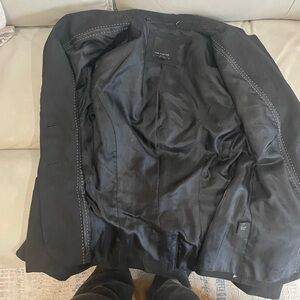 The Limited Women’s Black Button down